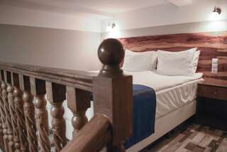 Гостиница Шёлковый путь Санкт-Петербург Двухуровневый номер-студия-3