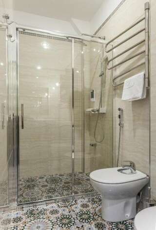 Гостиница Шёлковый путь Санкт-Петербург Полулюкс с джакузи-2